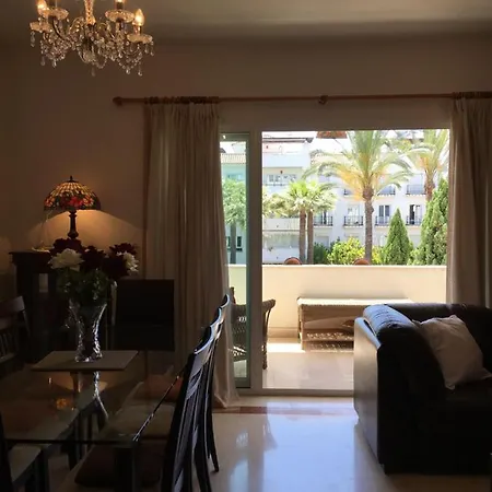 El Mirador Del Rodeo, Near Puerto Banus Apartment *